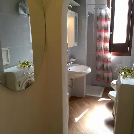 公寓 A Casa Di Lele